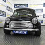 El coche con el que aprendieron a conducir los Beatles