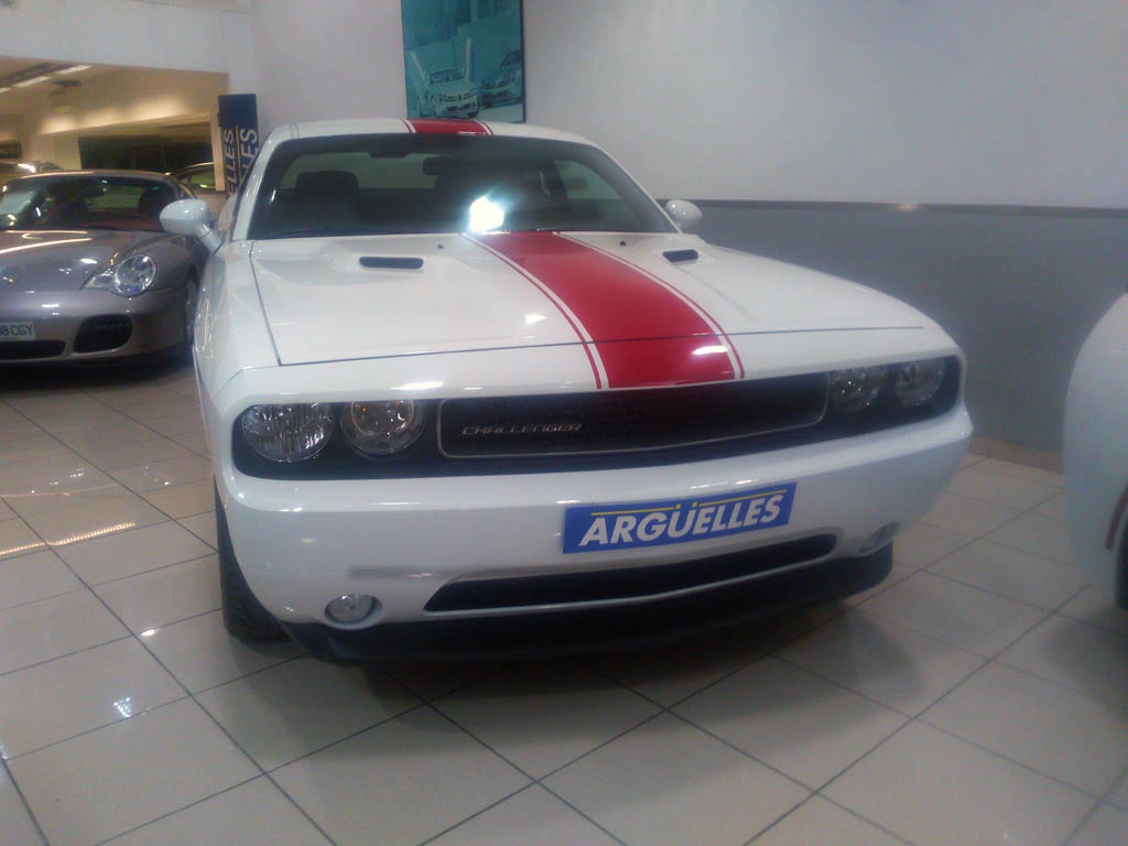 Dodge Challenger: Agarra la vida por los cuernos