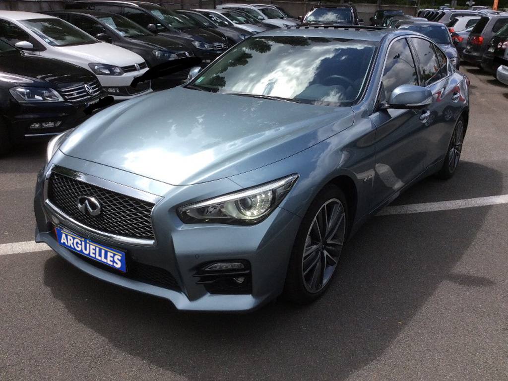 Un capricho a la vez… El Q50 lo amerita!