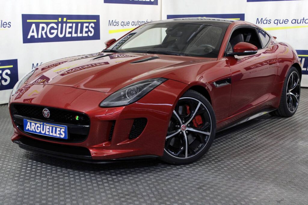 El Jaguar F-type que termino convertido en el Aston Martin DB7