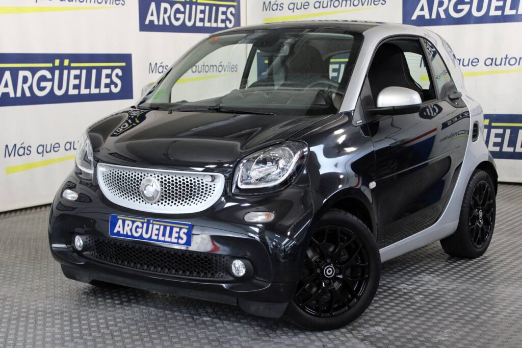 Vuelve el SMART de 4 plazas.