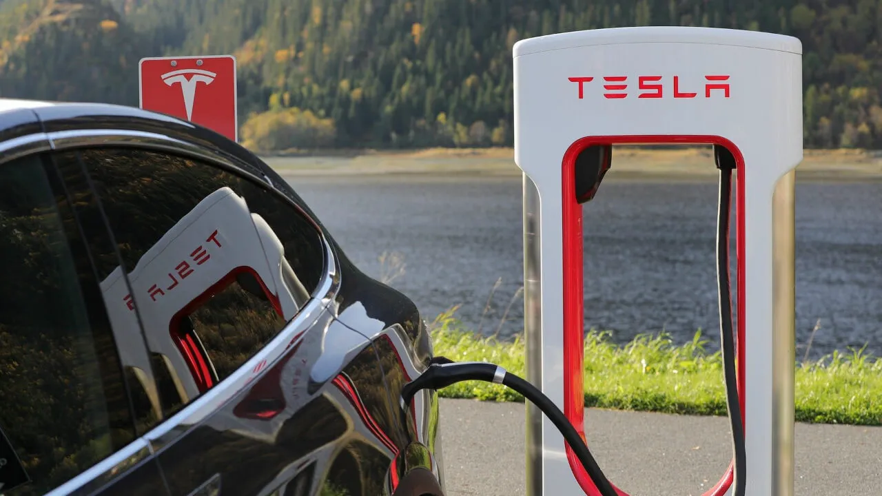 Cómo y dónde cargar un coche eléctrico