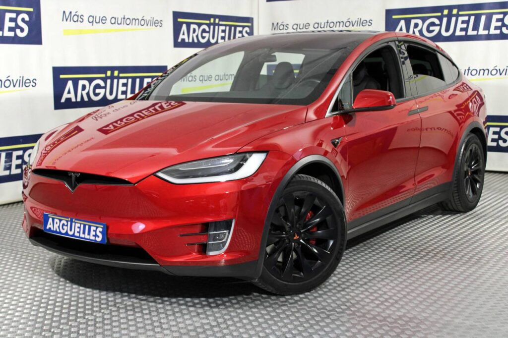 Tesla Model X: 525 cv con más de 560 Km de autonomía