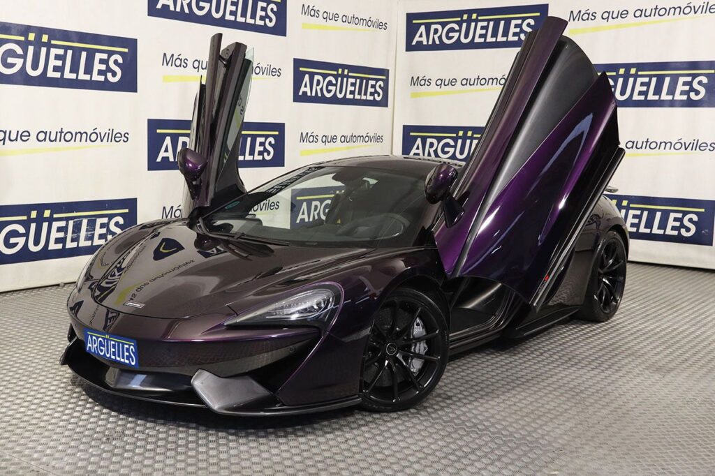 ¡McLaren 570S Track Pack: La Bestia en Cobalt Violet que Conquista Madrid!