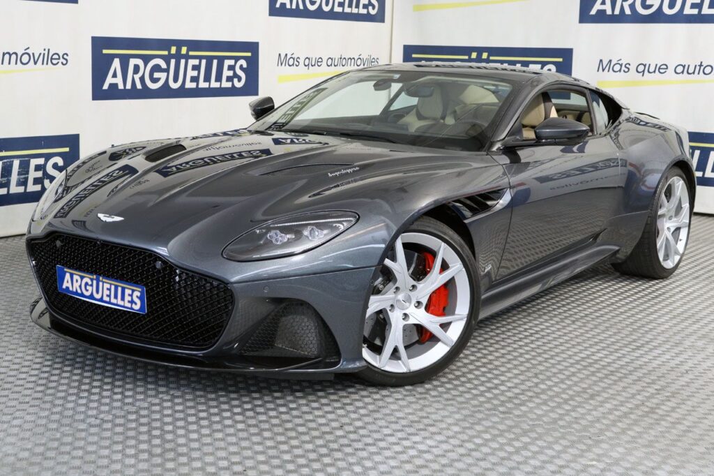 Aston Martin DBS Superleggera 5.2 V12 Biturbo 725cv: Lujo, Potencia y Exclusividad de Ocasión en Madrid