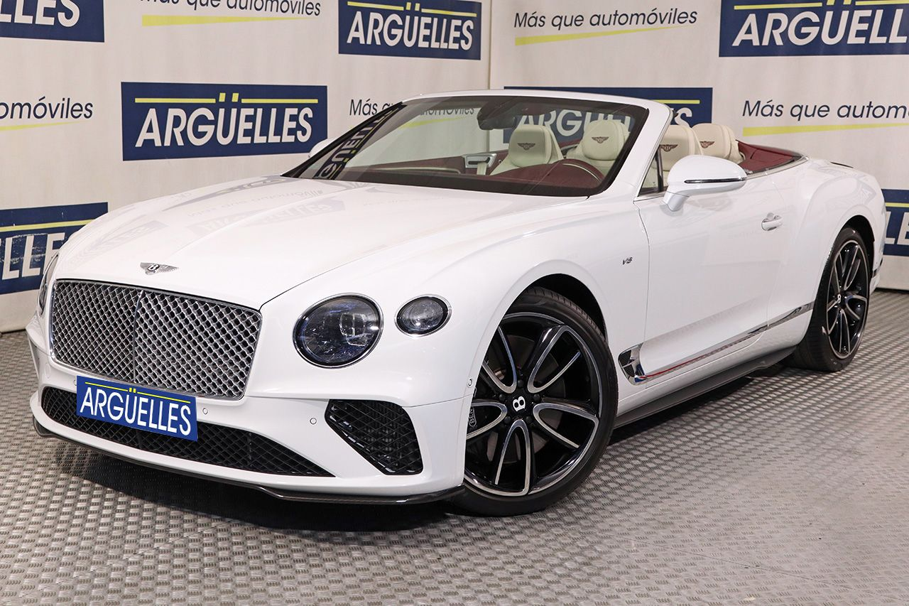 ¡Bentley Continental GT V8 Mulliner Cabrio 549cv: El Descapotable de Lujo que Deslumbra!
