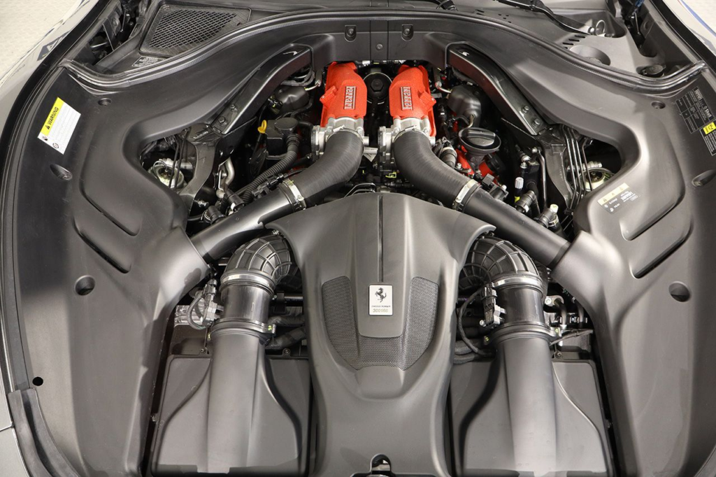 Ferrari Roma V8 Full Carbon: Cuando el Arte y la Ingeniería se Encuentran en la Carretera